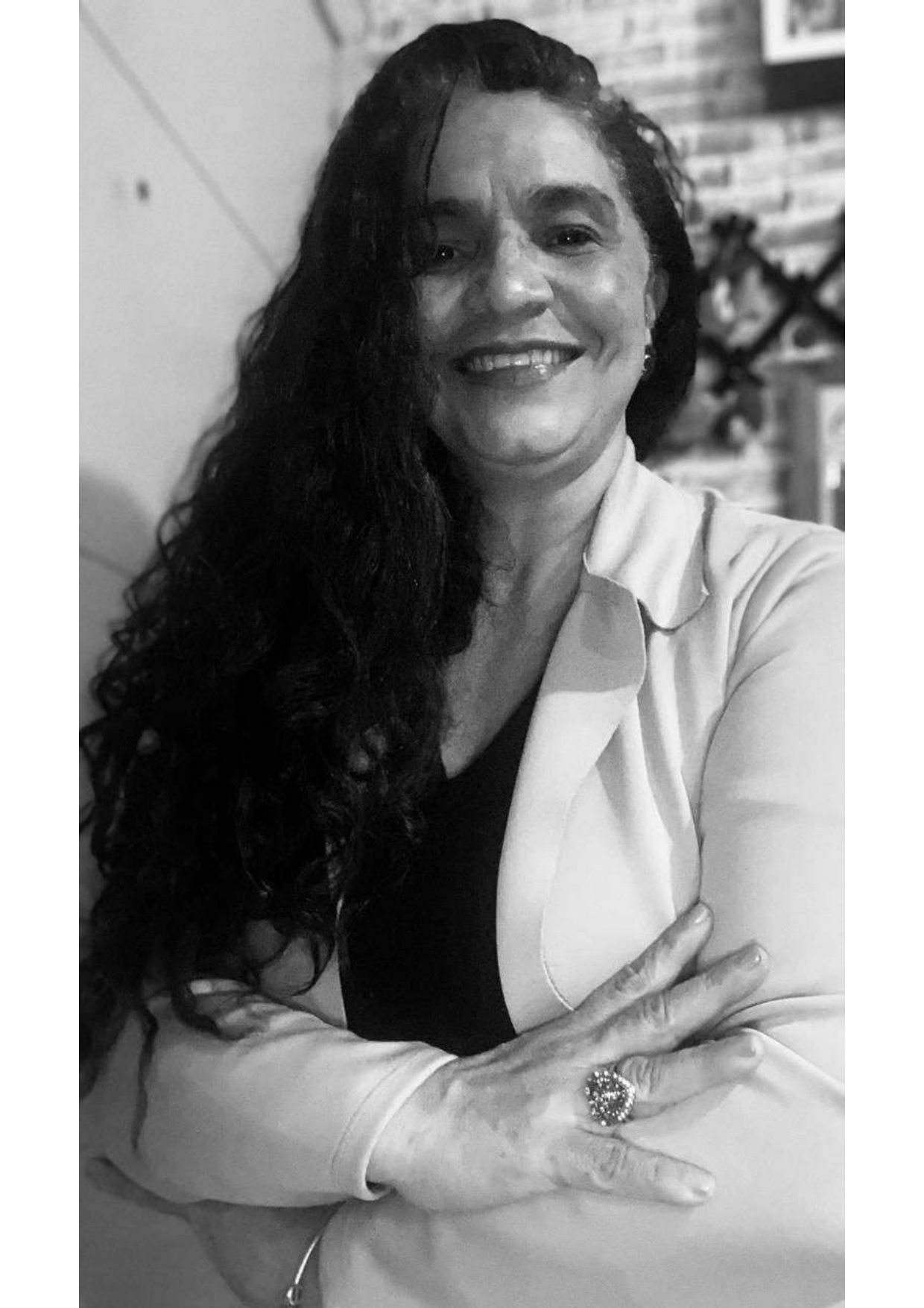 Lúcia Santos  - NEUROPSICOPEDAGOGA       CLÍNICA